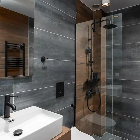 Theosis Signature Apartment Diakopto