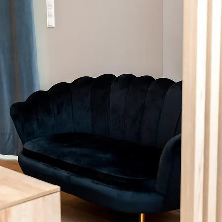 Theosis Signature דיאקופטו