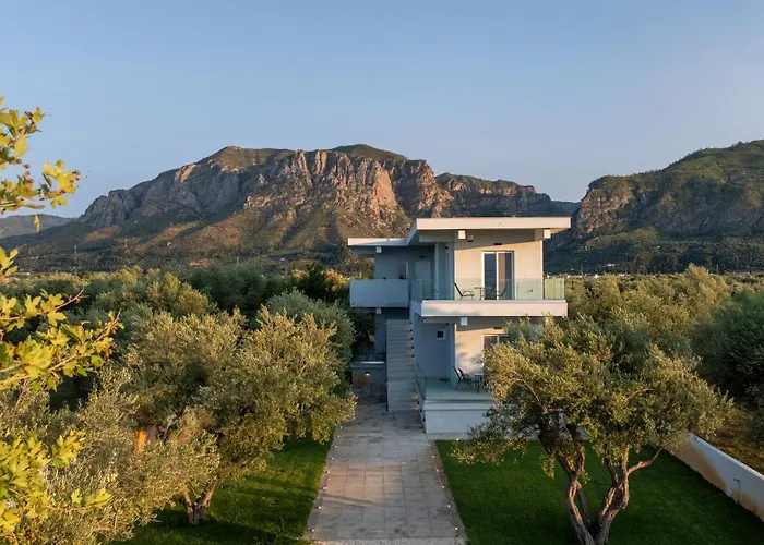 Theosis Signature Appartement Diakopto