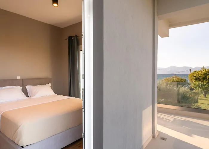 Theosis Signature Appartement Diakopto